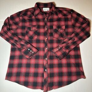 Wrangler Men's Black and Red Checkered Shirt